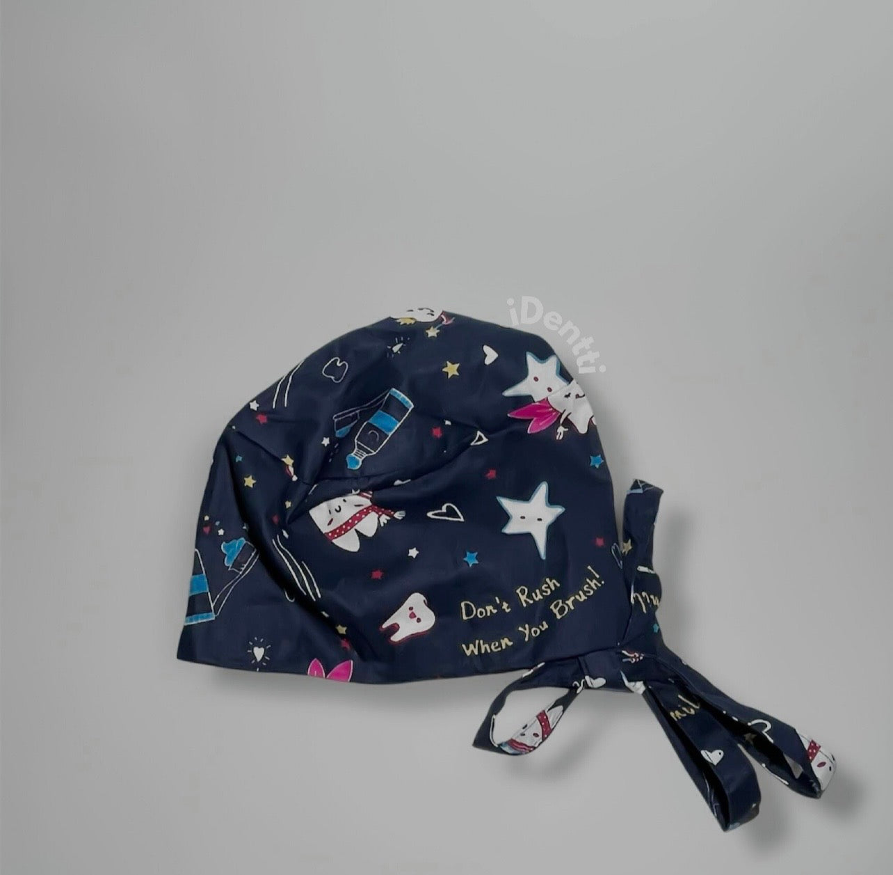 Scrub cap muelitas azul estilo ponytail
